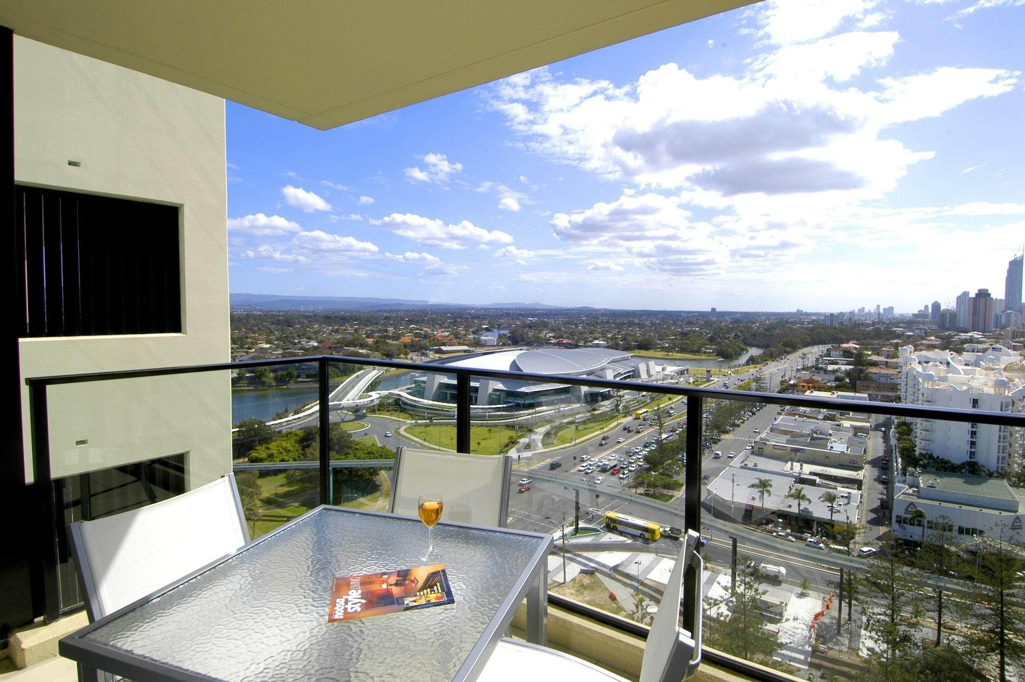 Mantra Broadbeach On The Park Gold Coast Exteriér fotografie