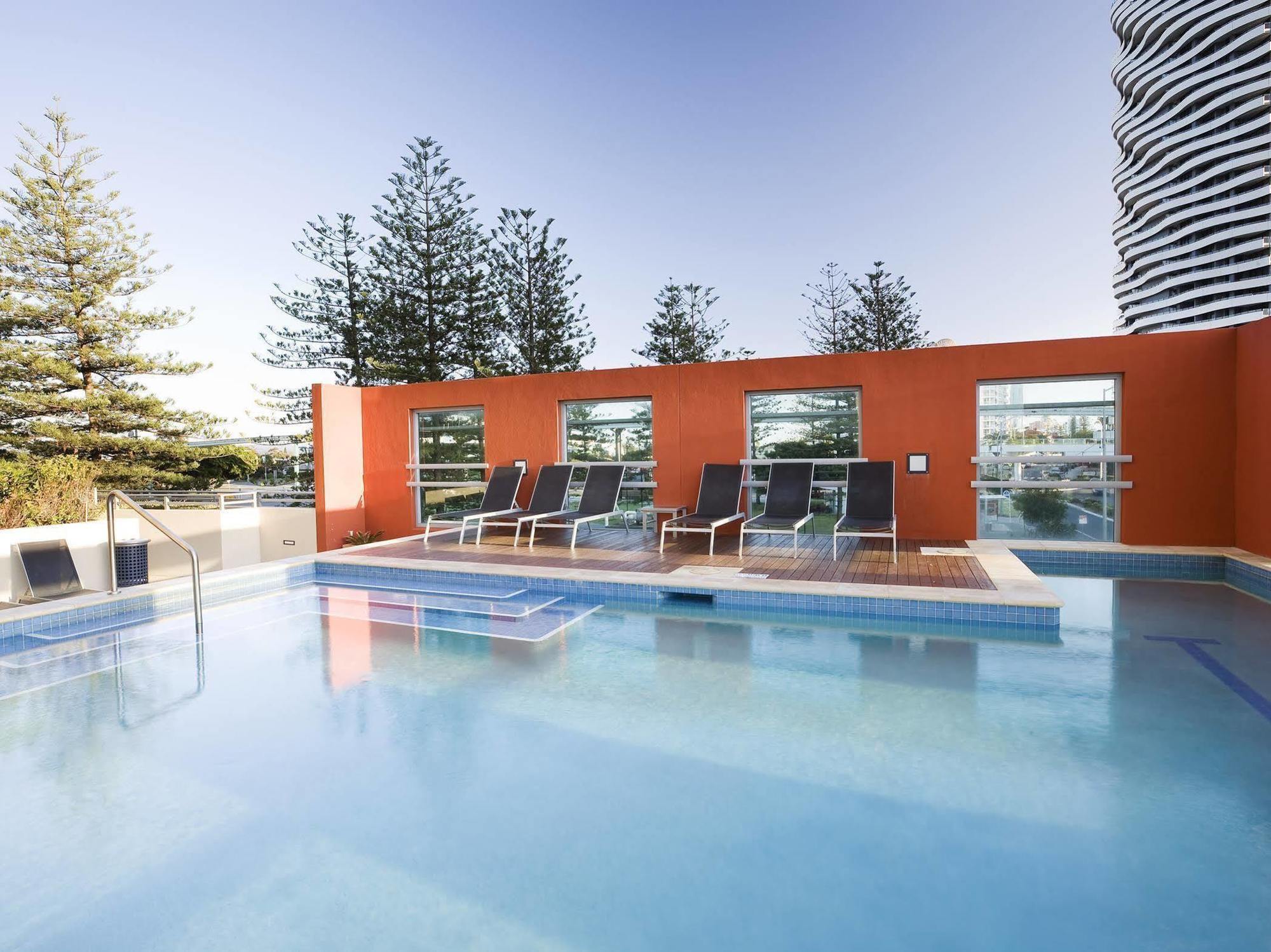 Mantra Broadbeach On The Park Gold Coast Exteriér fotografie